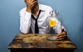 4-prayers-for-when-you-have-no-money-american-bible-society-blog-debt-money-management-broke__grid